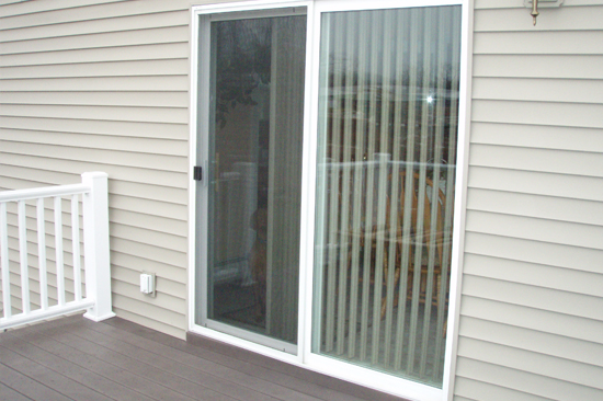 Red Bluff-screen-door-repair